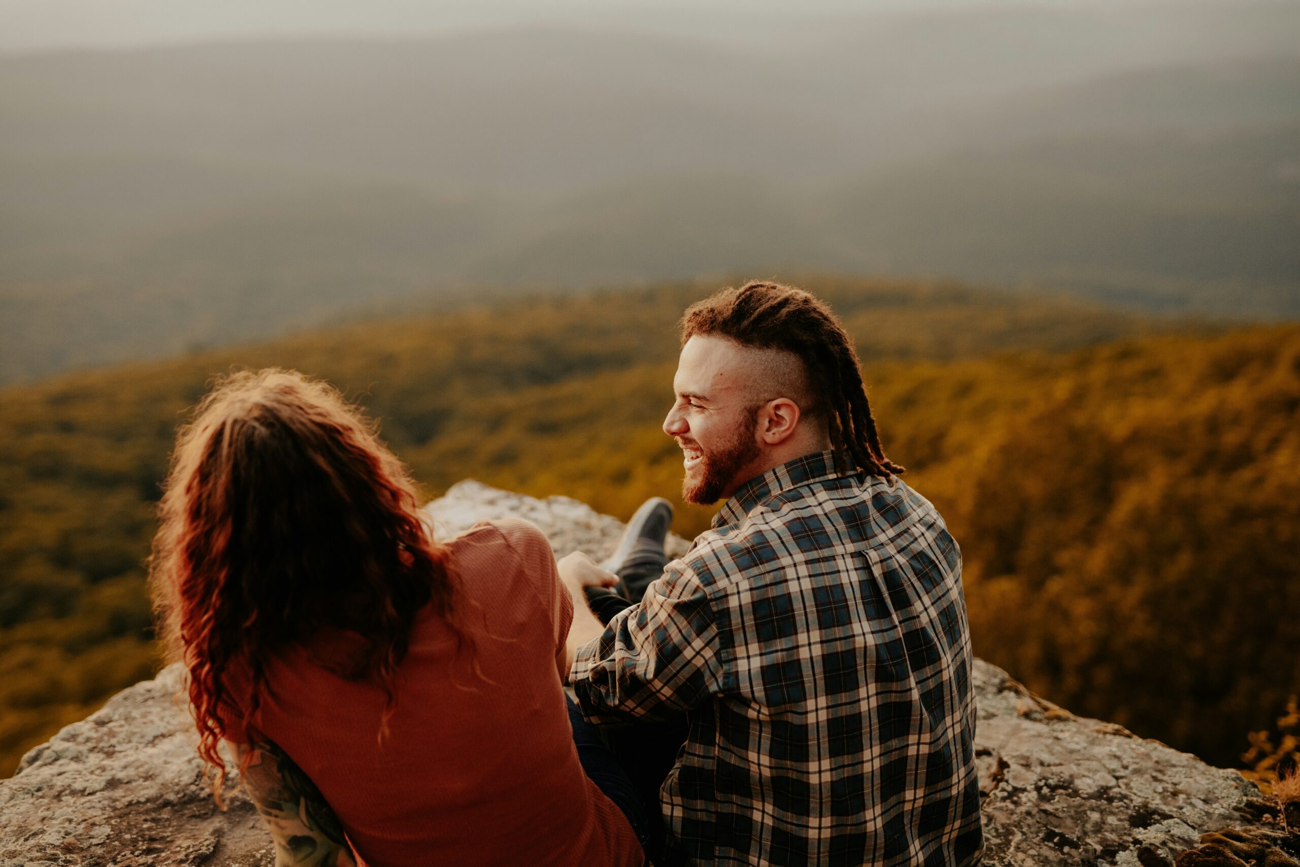 Με βλέπει φιλικά; Αν ναι, πώς να βγω από τη friendzone;